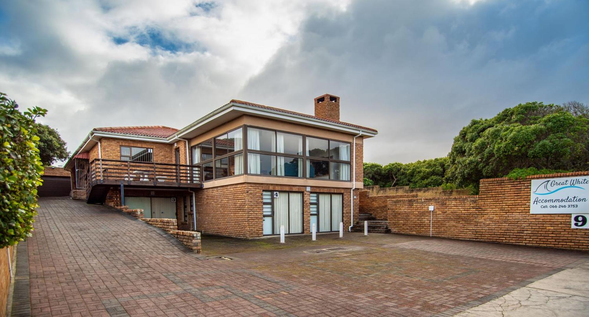 Great White Accommodation Kleinbaai Exterior foto